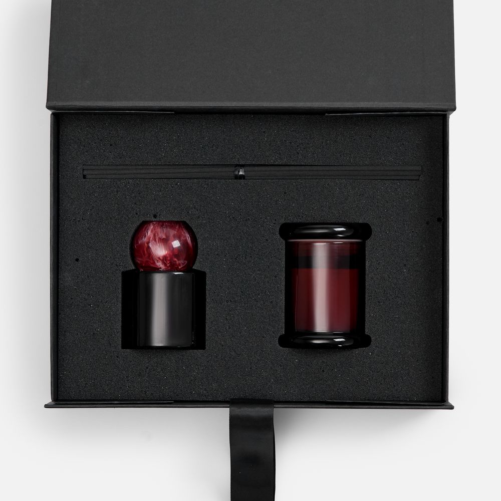 Набор Charmery, уд и пралине, красный